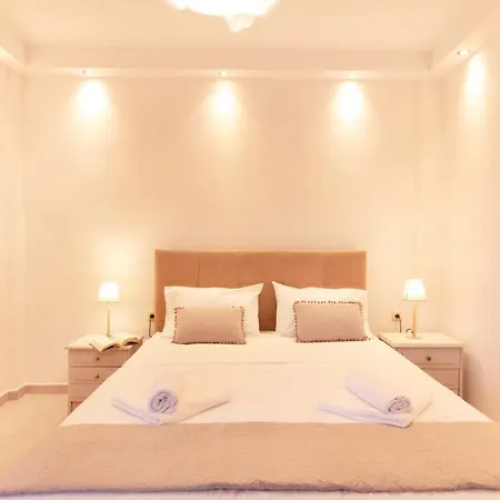 Blue Marine Deluxe Apartment *